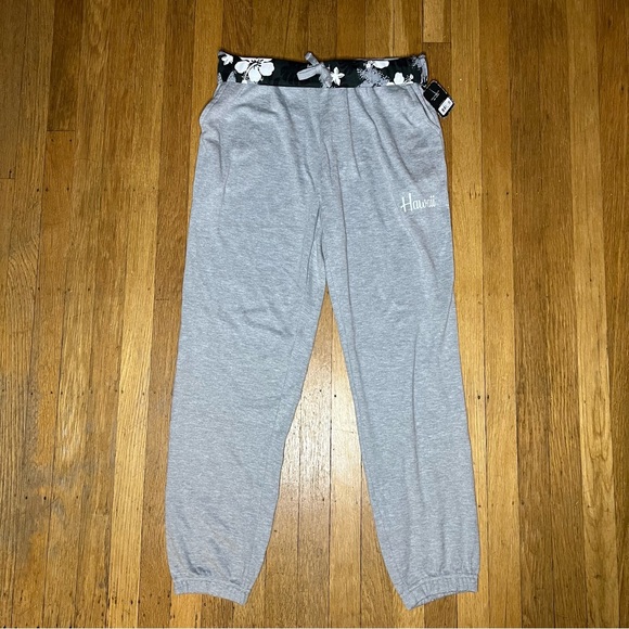 Hawaiian Sweat Set - Picture 3 of 4